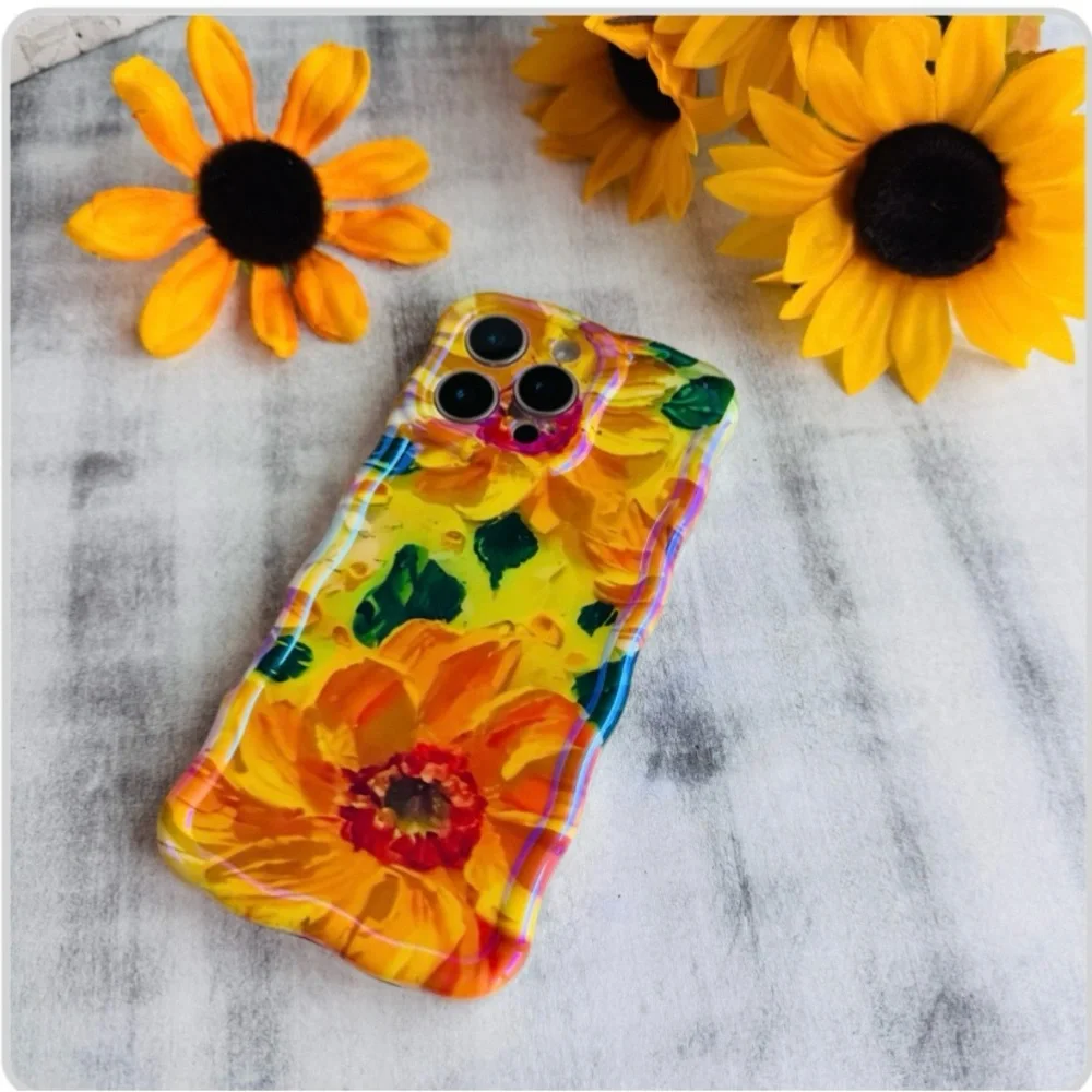 🤓NWT Floral Yellow Phone Case for the IPhone 16 Pro
